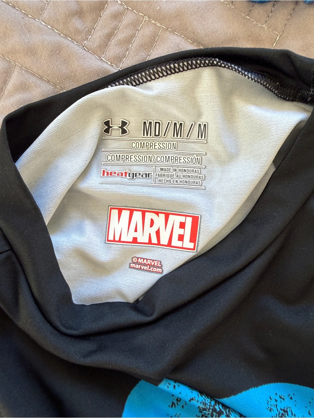 Under Armour Marvel Punisher HeatGear Compression Shirt Black MD - Picture 10 of 11
